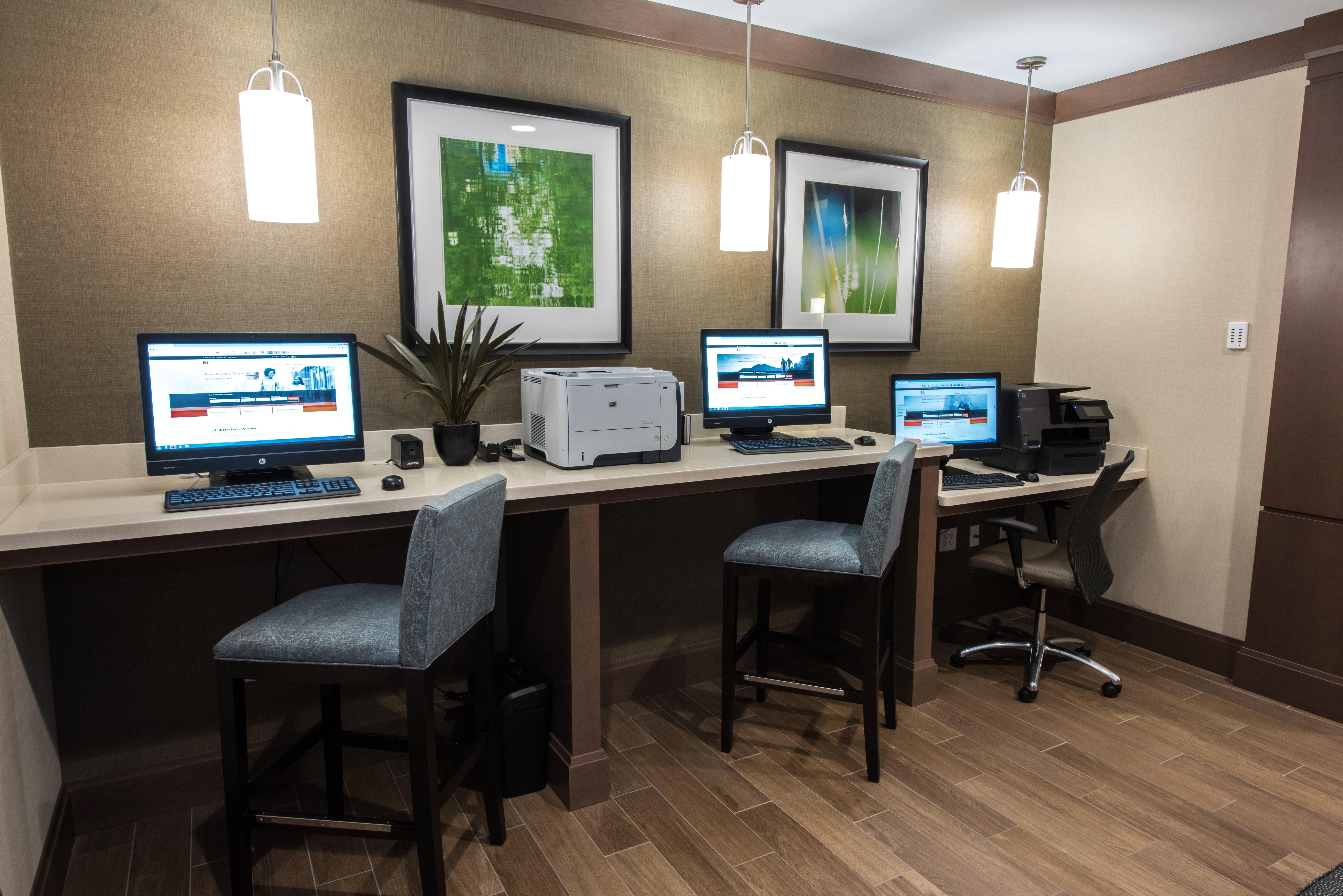 Staybridge Wolf Rd-colonie Center By Ihg