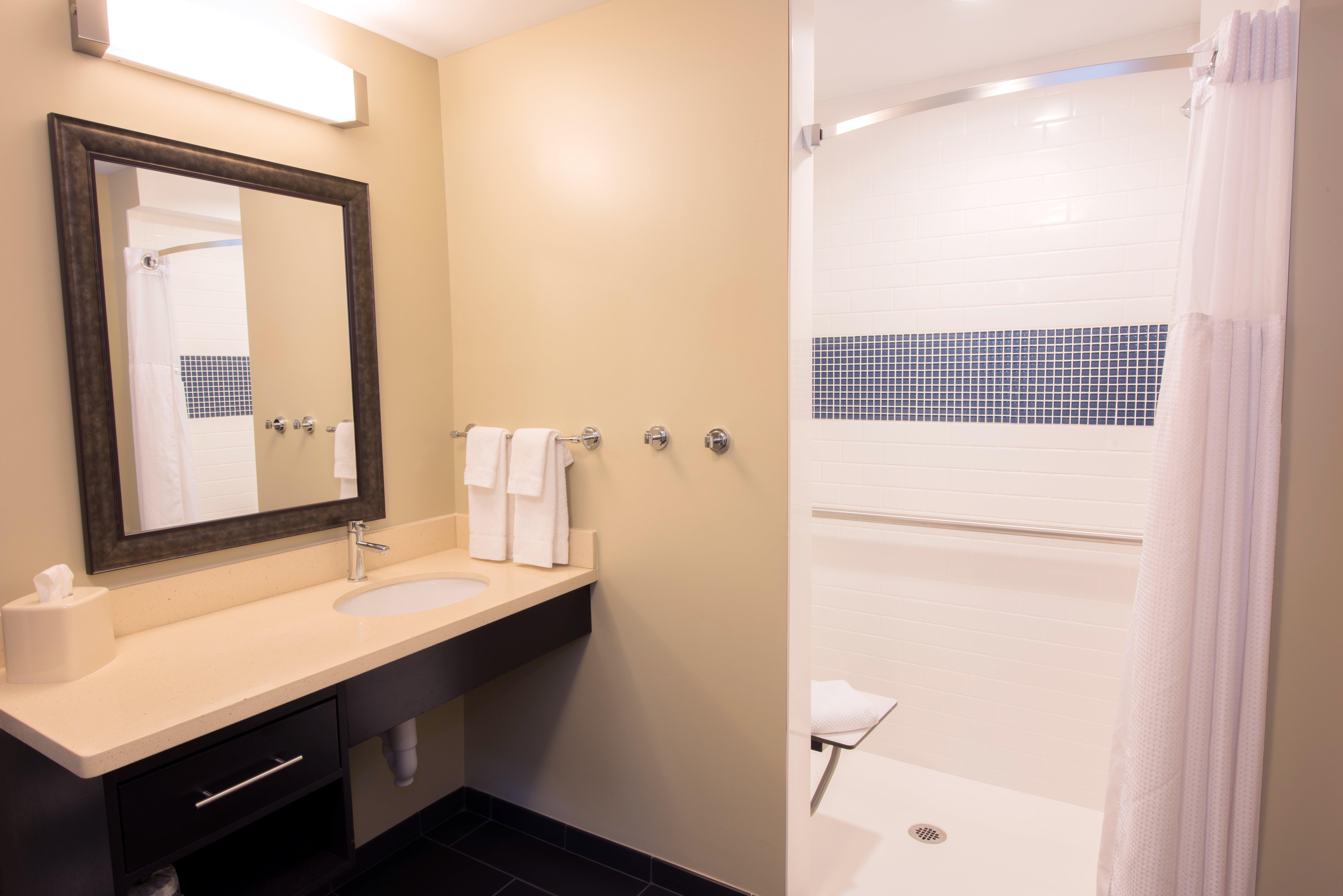 Staybridge Wolf Rd-colonie Center By Ihg 2*