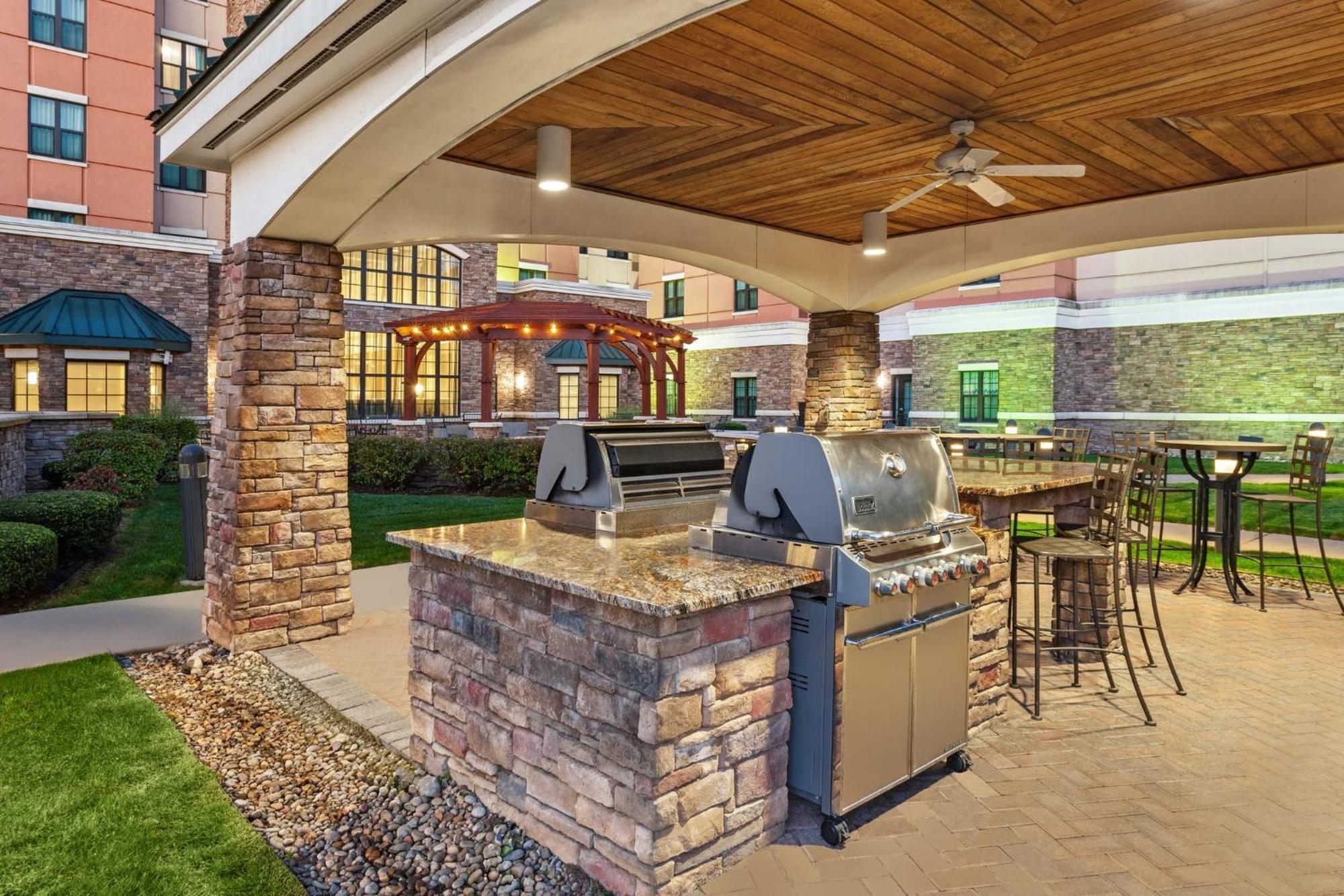 Hotel Staybridge Wolf Rd-colonie Center By Ihg