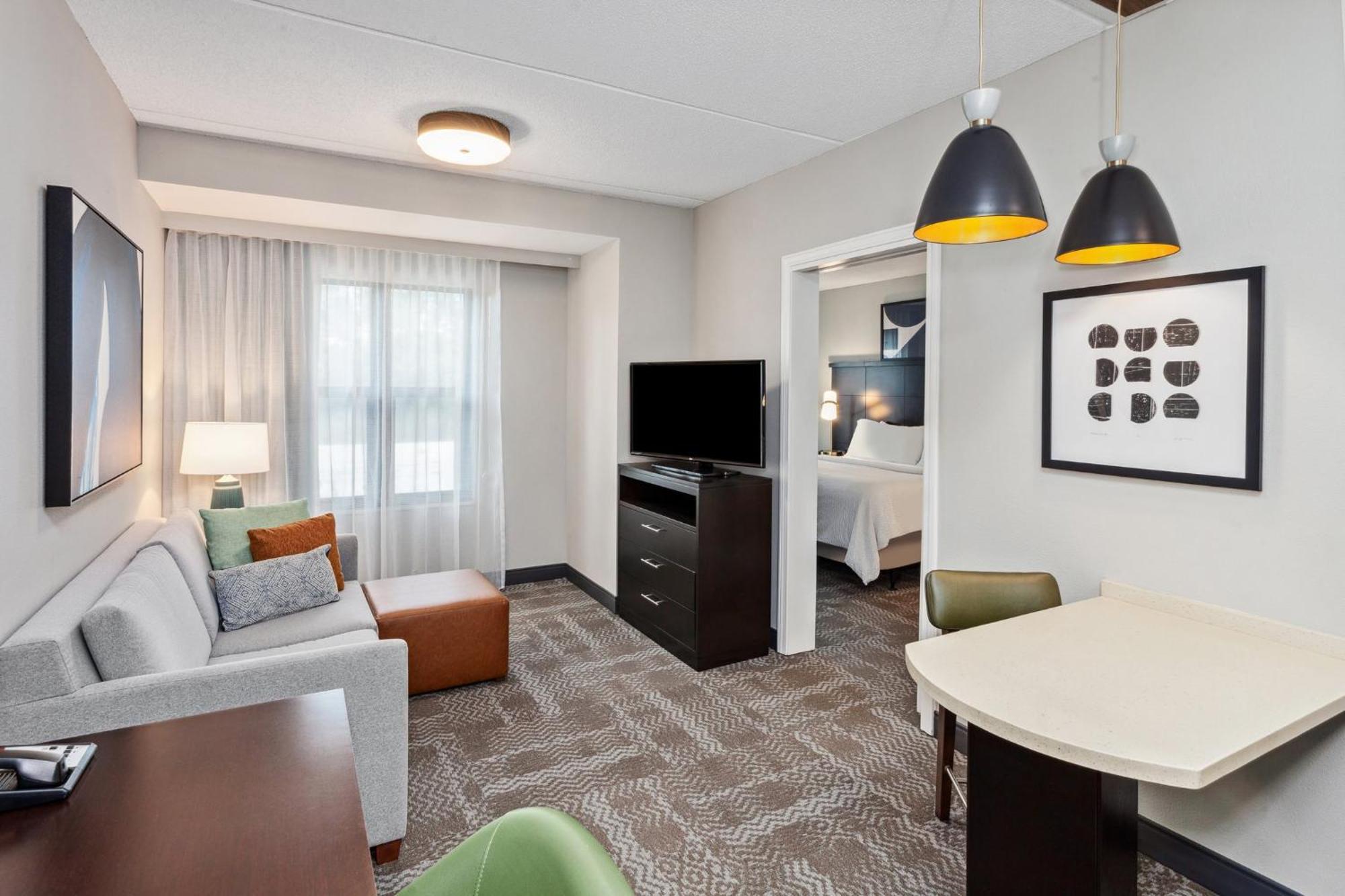 Staybridge Wolf Rd-colonie Center By Ihg Hotel