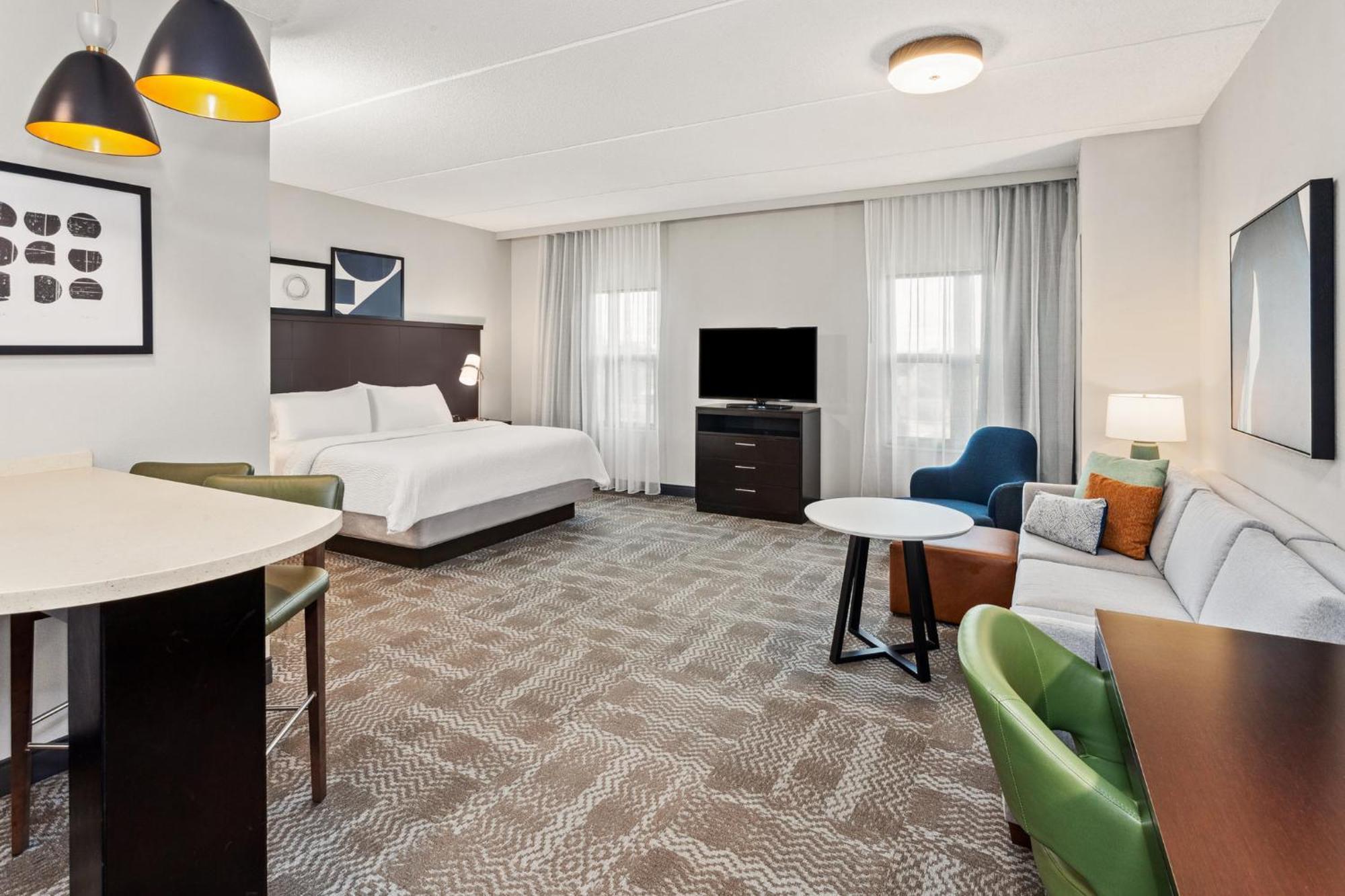 Hotel Staybridge Wolf Rd-colonie Center By Ihg
