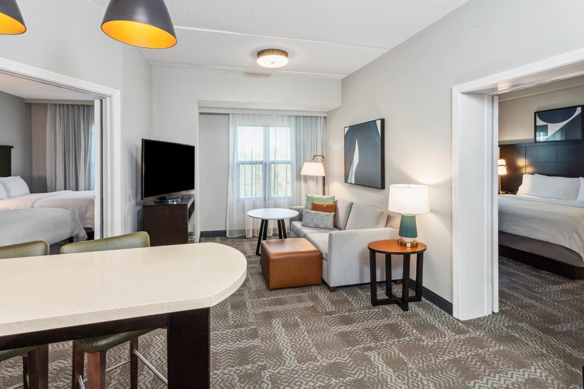 Staybridge Wolf Rd-colonie Center By Ihg Hotel 2*