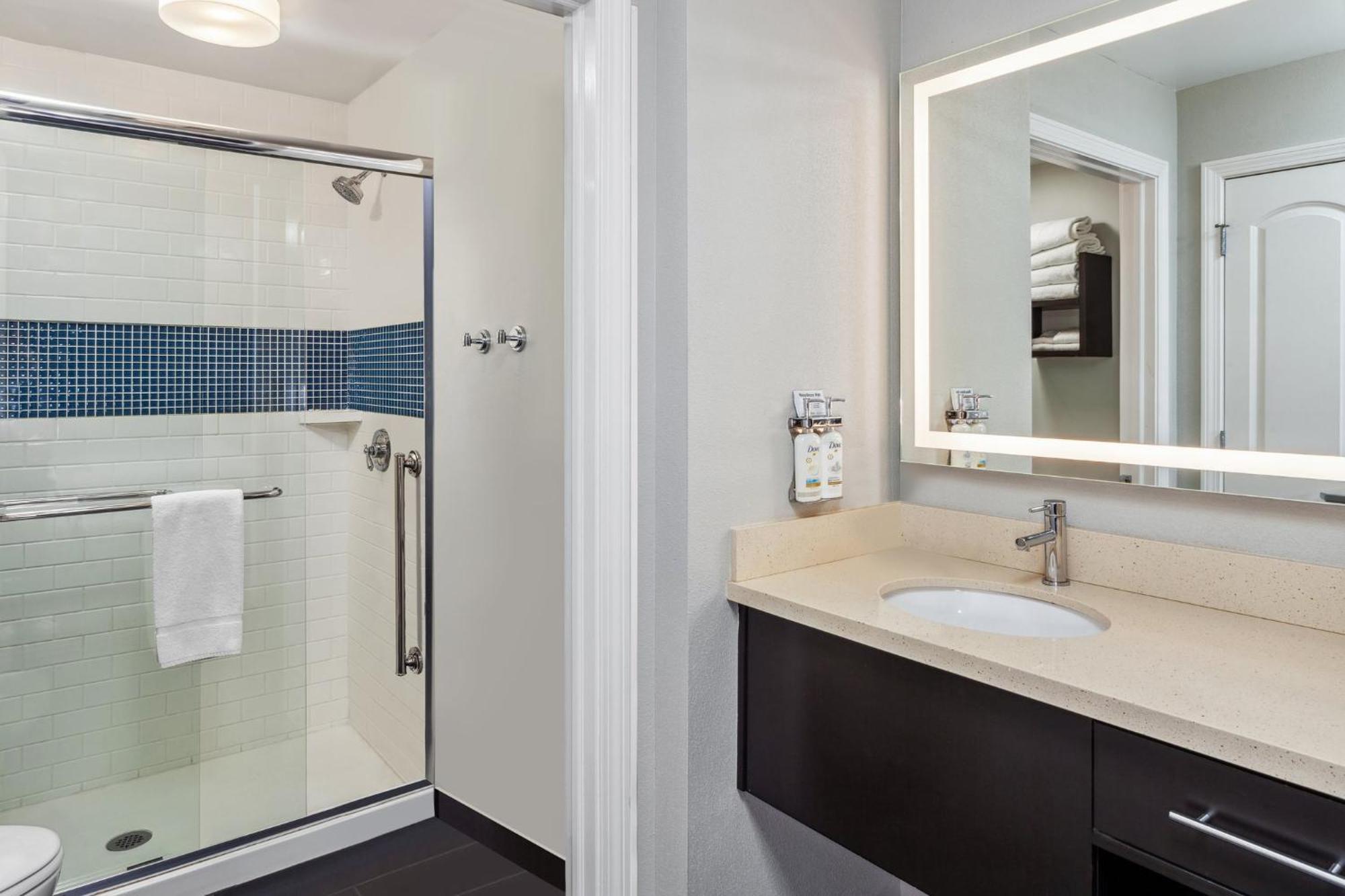 Staybridge Wolf Rd-colonie Center By Ihg 2*
