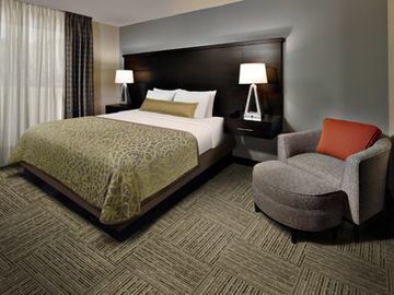 Staybridge Wolf Rd-colonie Center By Ihg Hotel 2*